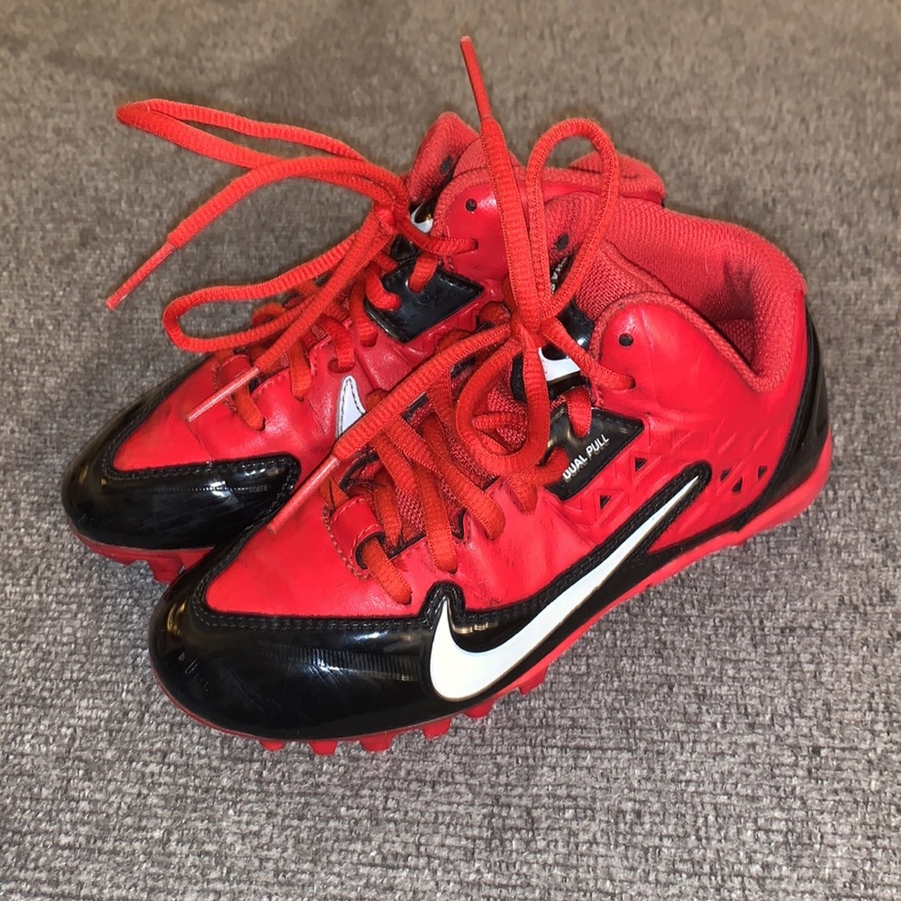 Nike Alpha Strike Cleats